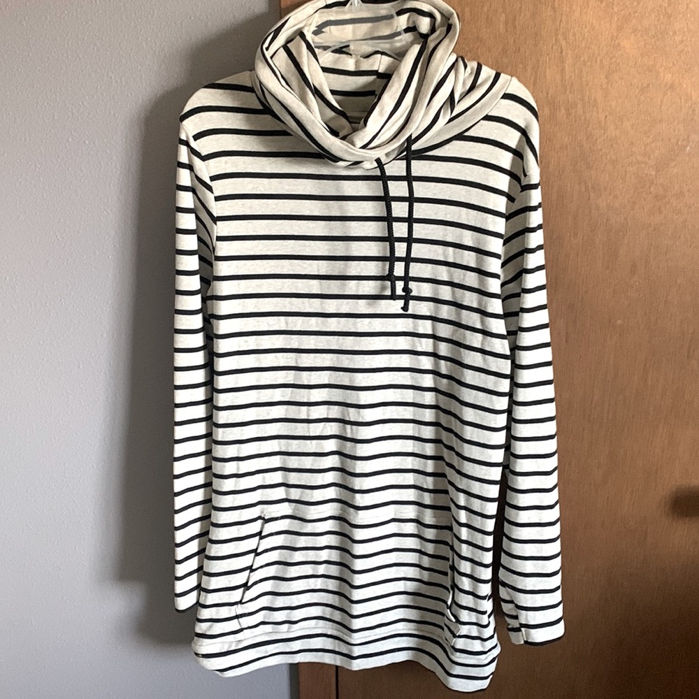 Lily & Lottie Oatmeal & Black Striped Cowl